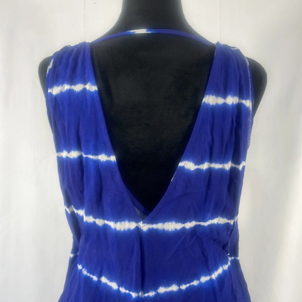 Blue, white Tie died jumper, shorts set onsie, Cover up, V neck,small - Picture 5 of 9